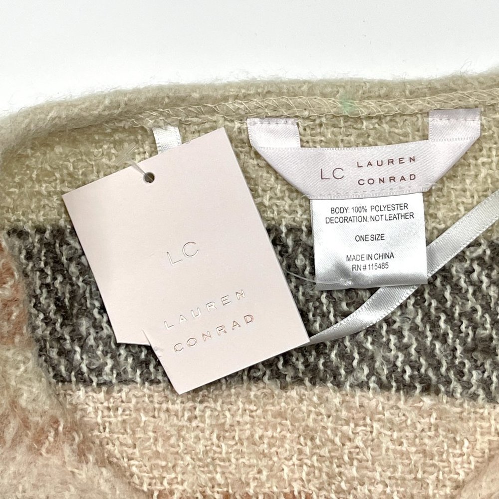 LC Lauren Conrad Shawl - Picture 12 of 14